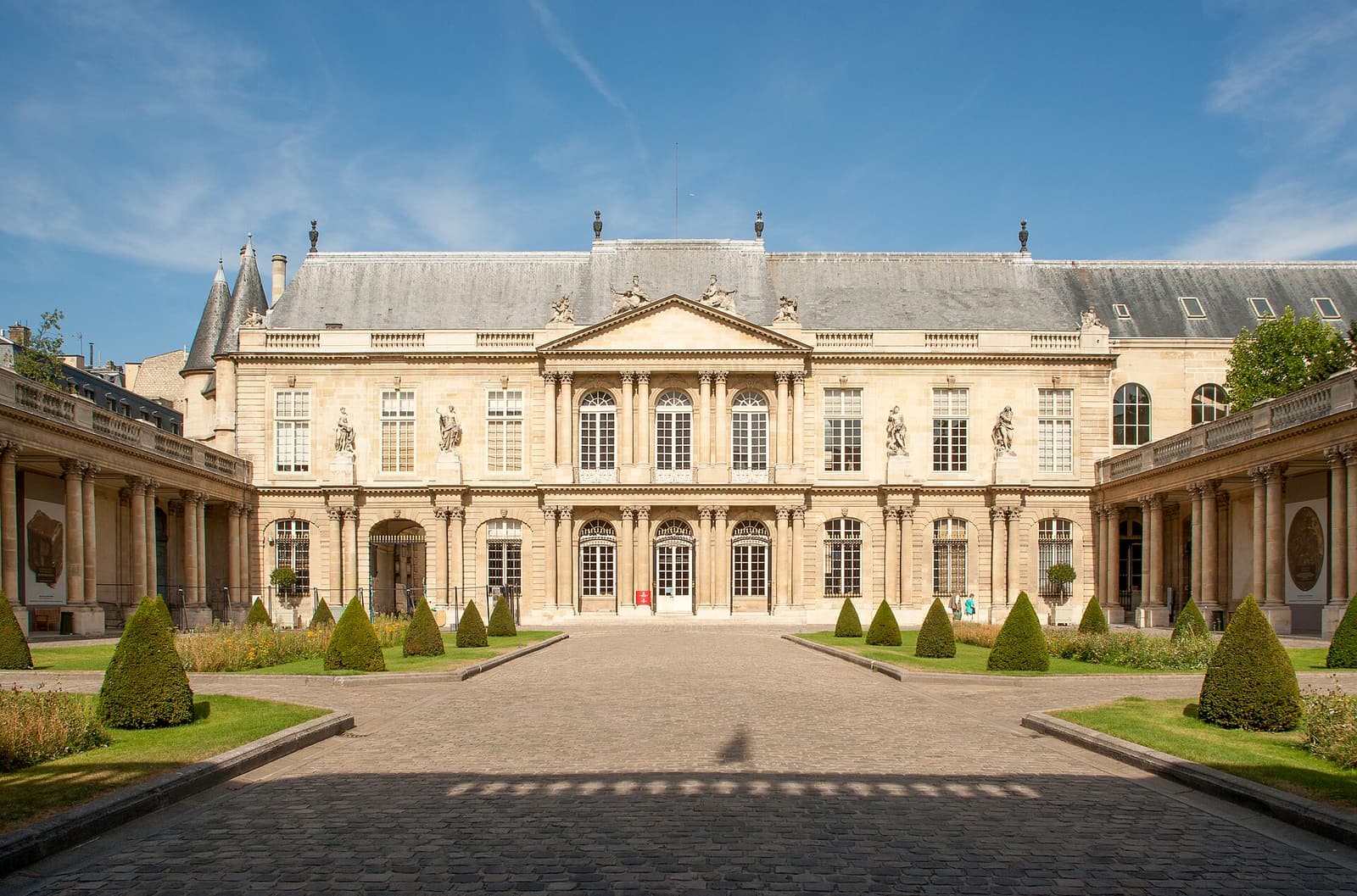 The courtyard and classical columned facade of the Hôtel de Soubise, seat of the Archives nationales