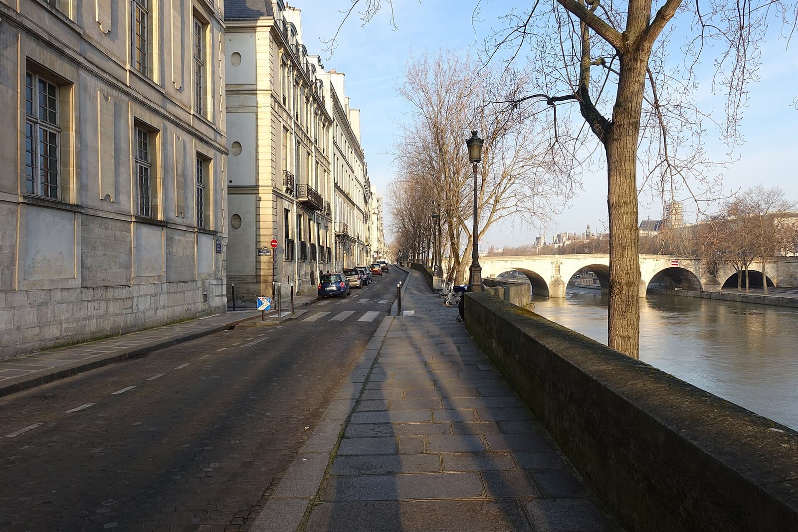 A quiet quay of the Île Saint-Louis beside the Seine