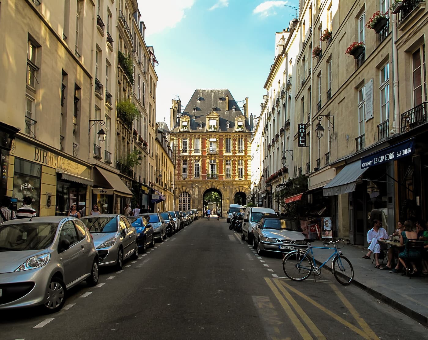 Rue de Birague leading to the arched Pavillon du Roi on the Place des Vosges